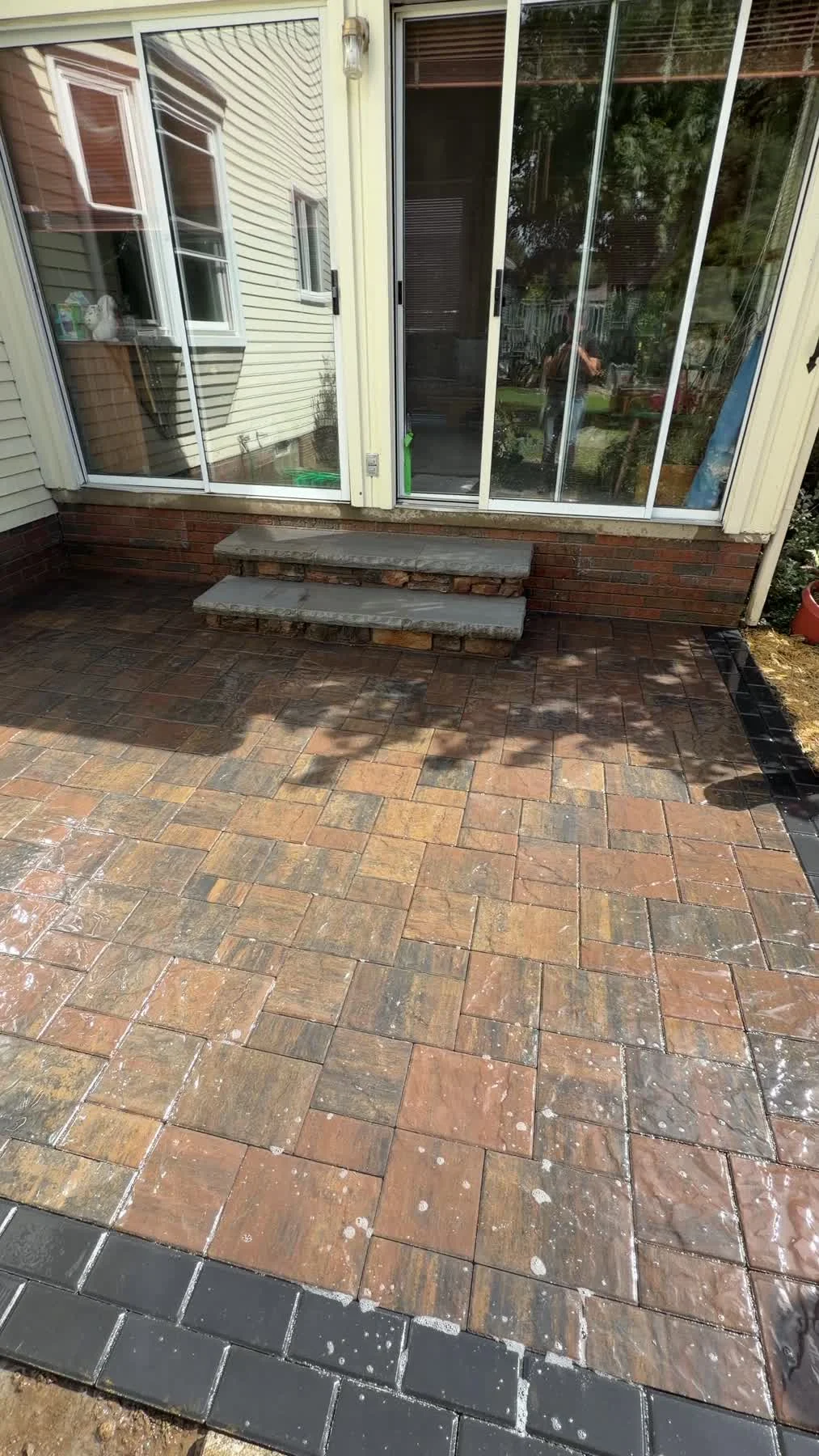 Paver layout and border detail