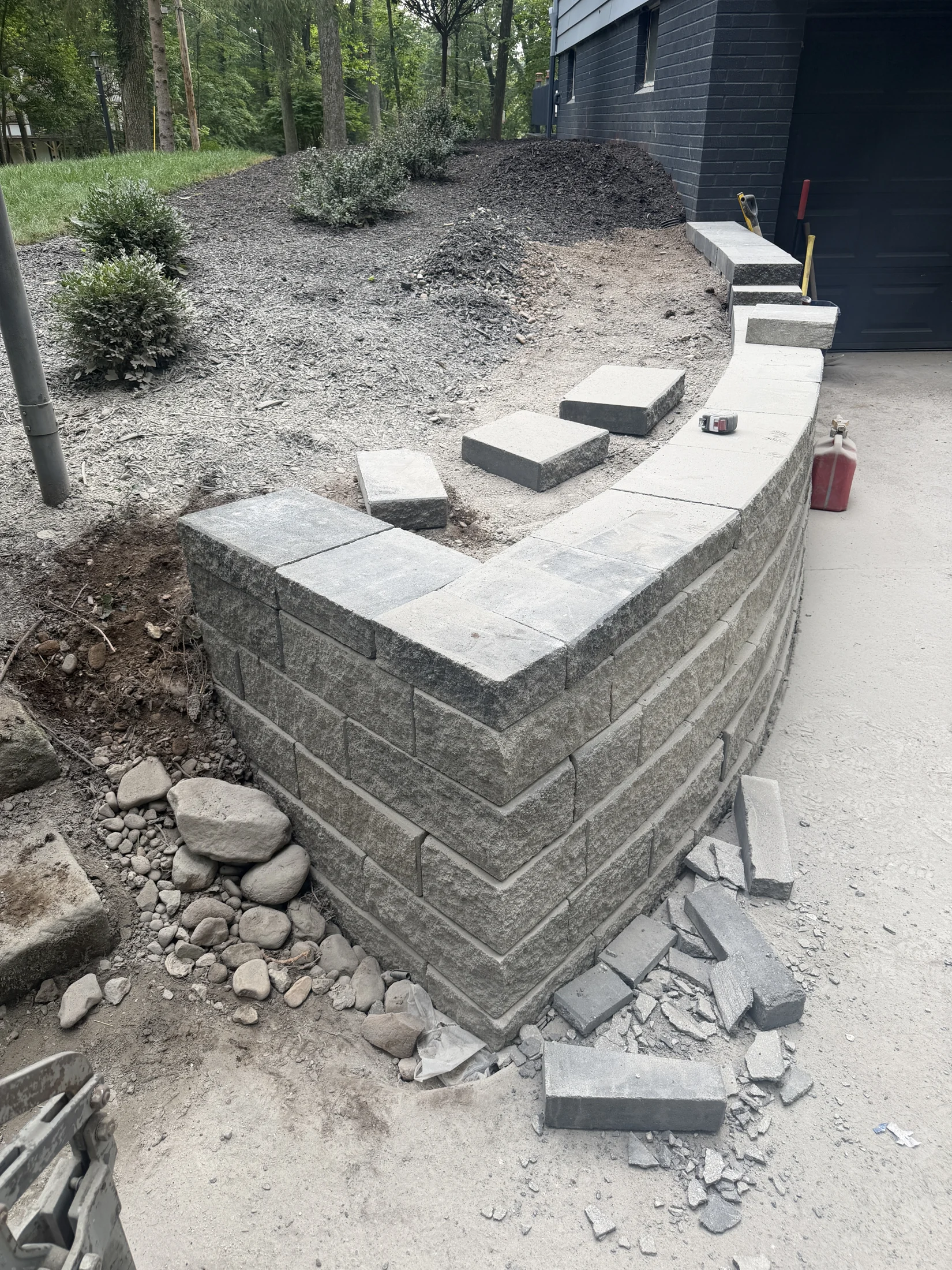 Retaining wall cap installation
