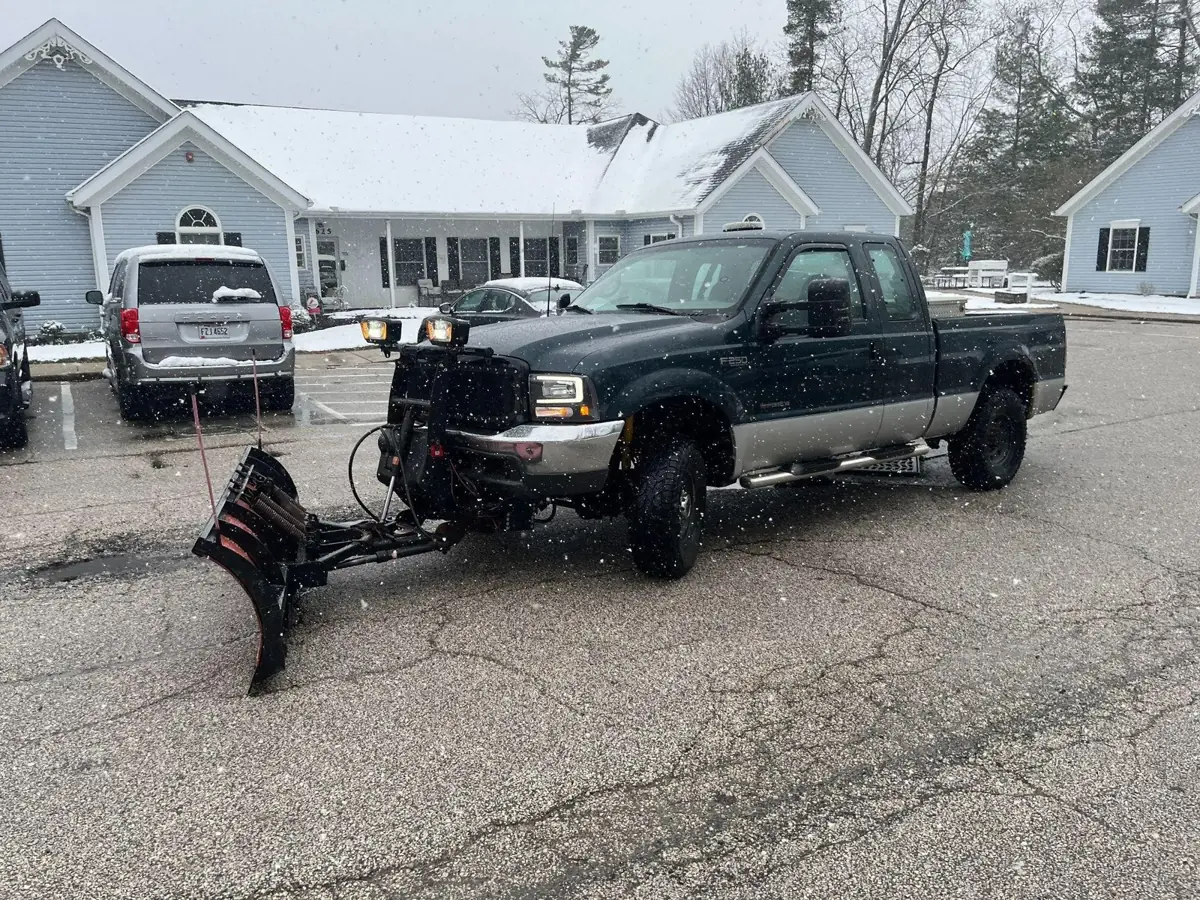 Snow Removal & De-icing
